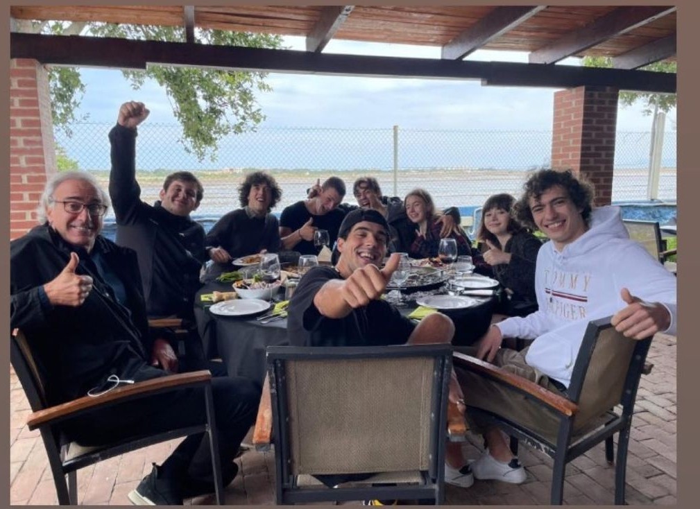 comareacast's tweet photo. Muy orgullosas de nuestra jovencísima actriz @lara_boedo, que ha finalizado el rodaje de @HollyBloodFilm. Esto no ha hecho más que empezar querida! 😉 Gracias mil a @lacanicafilms
@suicafilms #jesusfont @filmax @carmenutrillacasting ❤️
#LaraBoedo #TalentoComarea https://t.co/4fLukFwiD8