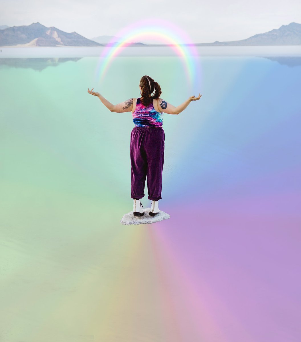smilinggetsmeby's tweet photo. HAPPY PRIDE 🏳️‍🌈

In or out of the closet you are incredibly valid and loved. Here's to being every color you are 🦋 https://t.co/YVAVJhmZxY