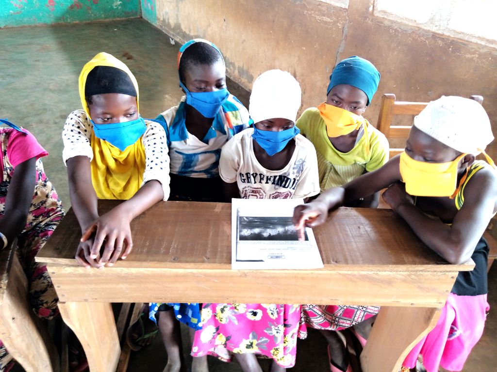 Love to see how many girls are back in school after school was cancelled for almost a year in Ghana due to COVID-19.  Create Change is hard at work to ensure we get every girl back to school that we possibly can.

#CreateChange #COVID19 #Ghana #GirlPower #Literacy
