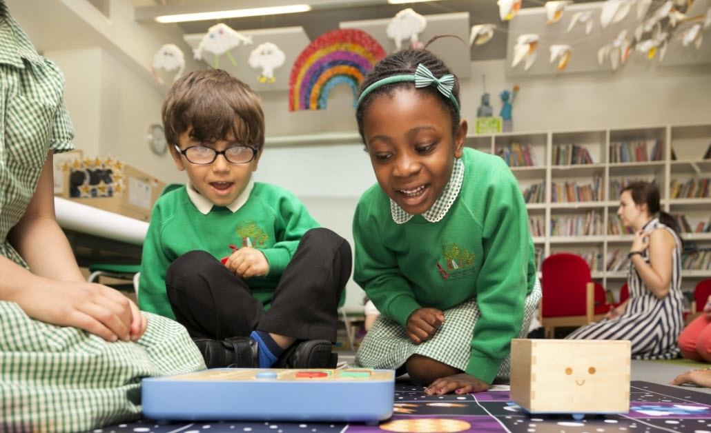 _DSEDU's tweet image. Cubetto-the easiest way to bring coding to life early years classrooms and there are two years of cross-curricular lessons plans available. Find out more:dstewart.eu/vendors/primo.… 
#AccessibleCoding  #Coding #CodingtoLearnandCreate #DreamLearnGrow