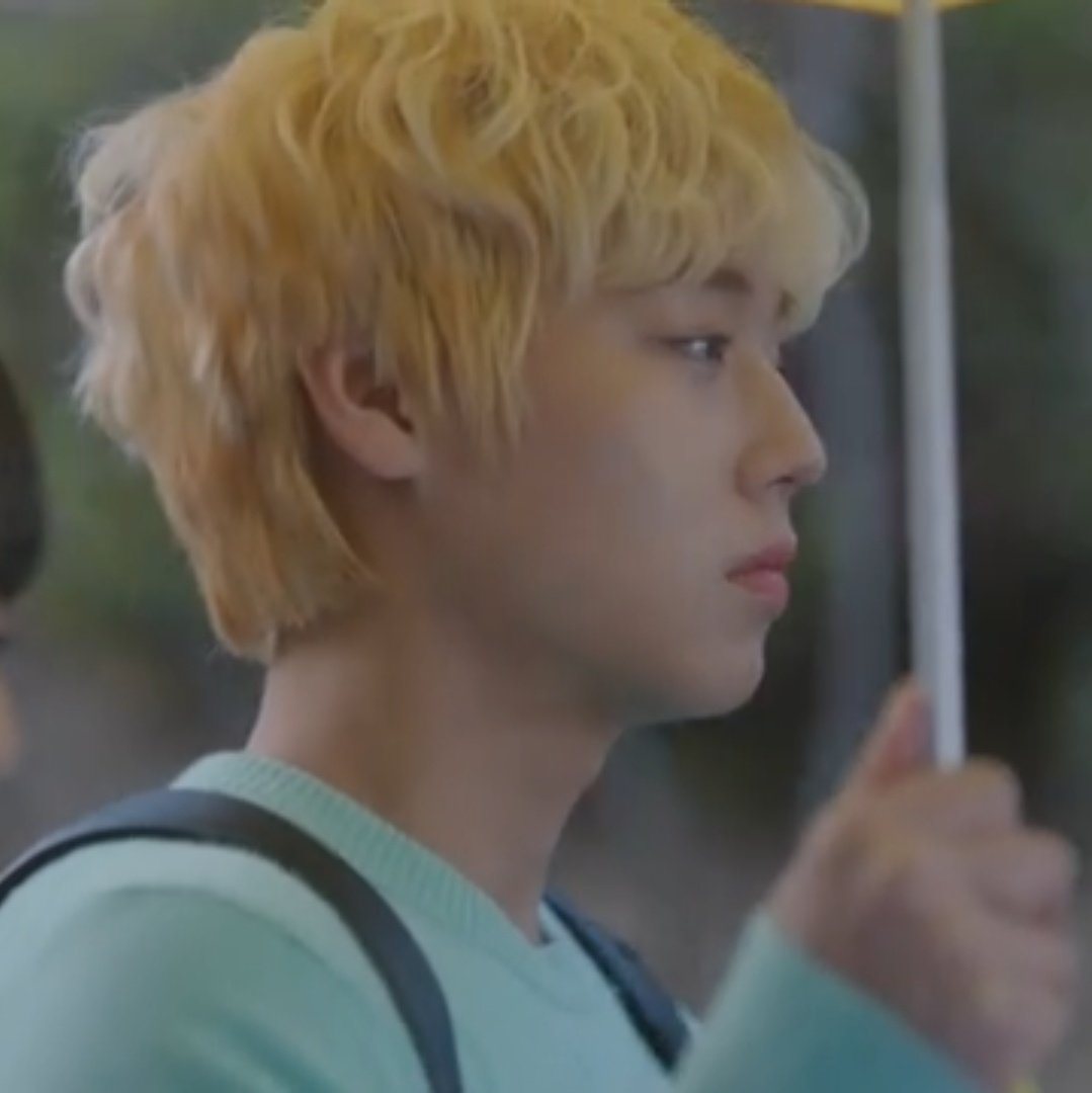 forhyeonsoo's tweet image. my boy park jihoon's acting was good as always 😍 why he should be in that trashy fam and hes a sad boy who have a lot of problem but put a smiley mask in public. hope you be happy with sobin later and leave that fam ㅜㅜ 

#AtaDistanceSpringisGreen #AtaDistanceSpringisGreenEp2