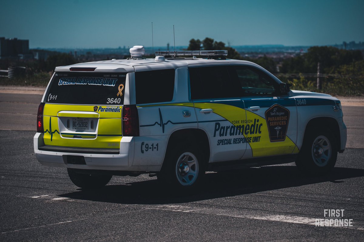 FirstResponseP1's tweet photo. SRU ⚕️⛑
•
•
#yorkregionparamedics #yorkparamedics #paramedic #ems #medical #ambulance #ford #structurefire #2ndalarm #sru #specialresponseunit #emergencyservices #vaughan #yorkregion #ontario #canada https://t.co/DrSMdClj42