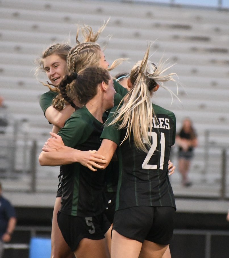 LindseySquints's tweet photo. In 5A girls’ soccer action, @PineCreekHS takes a 2-1 lead over @Rebel_Athletics in the second half thanks to a goal by @Monicayoder2023. #copreps https://t.co/TY5sdqgxbO