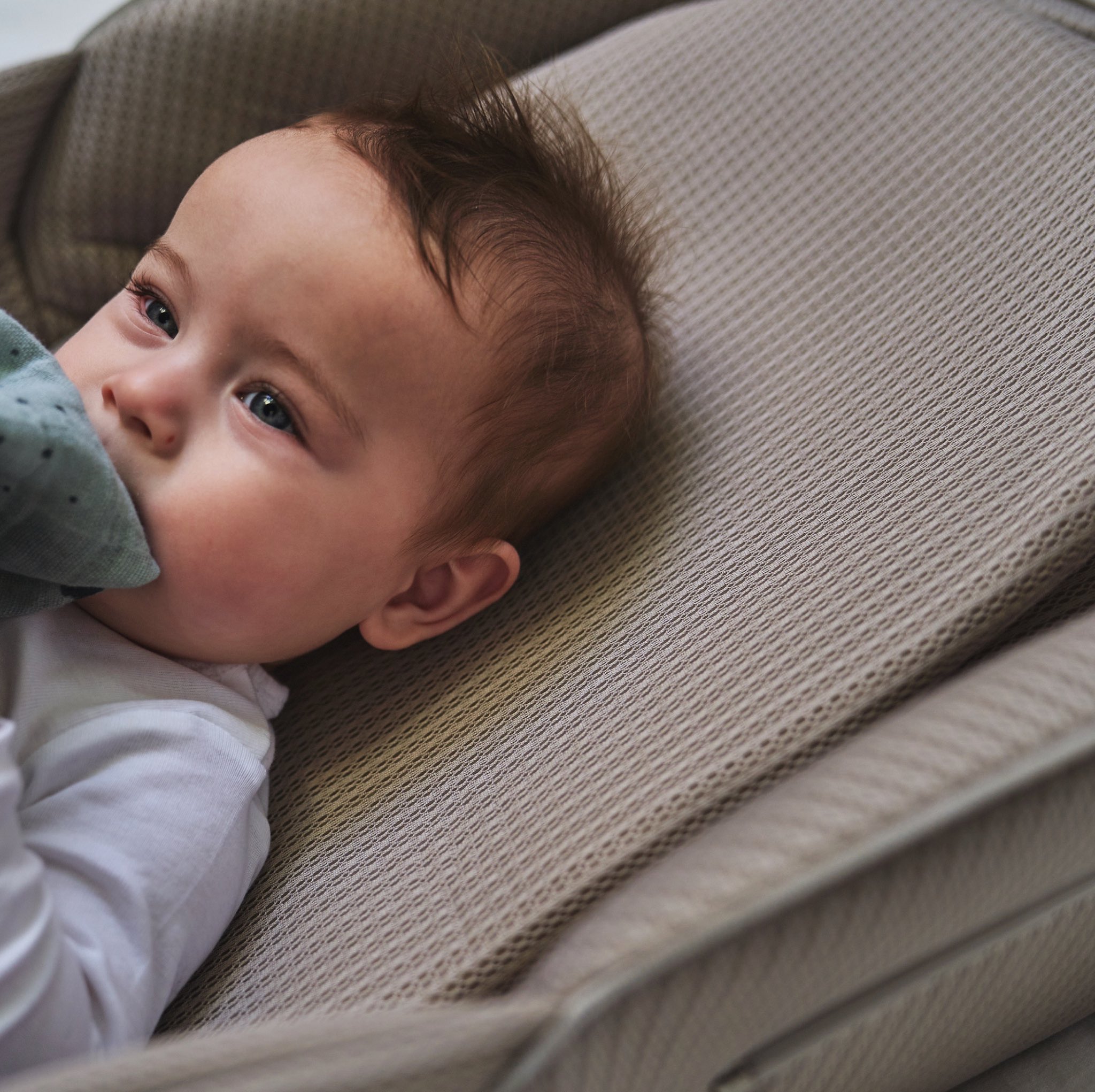 値下げしました！ネオママイズム　グレー 楽天市場】キッズデザイン賞！ ネオママイズム 新生児