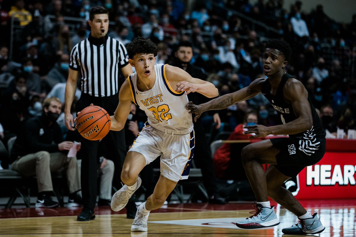 Today was the first day Division I schools could contact the 2023 in-state 🏀 class. 

It was a busy day a handful in the class. 

🔗: nebpreps.com/busy-first-con…