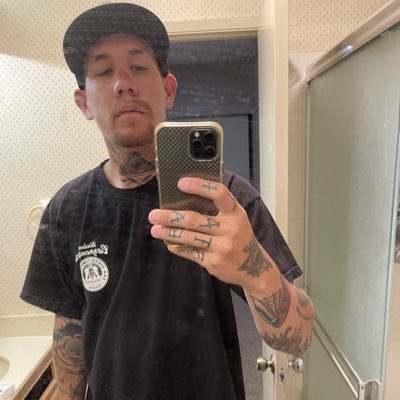 BartPcv's tweet photo. #NewProfilePic https://t.co/oXn3EihpcZ