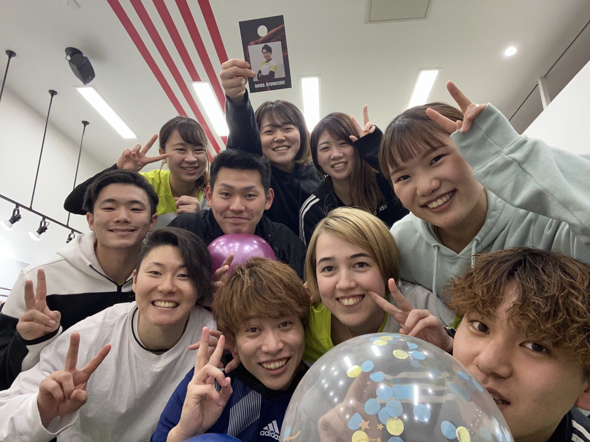 sethan2324's tweet photo. 2019.3.21→2021.6.16

アリオ八尾店を卒業しました🌸
スタッフさん、お客様から　店長として、人として教わりました。
苦しかった。しんどかった。折れそうになった。
でも、今までのスタッフ全員で頑張れた
結果、最高のお店が作れました。

次はホワイティで
最高のお店を全員で作ります🥳🥳🥳 https://t.co/oEveUm9ILB