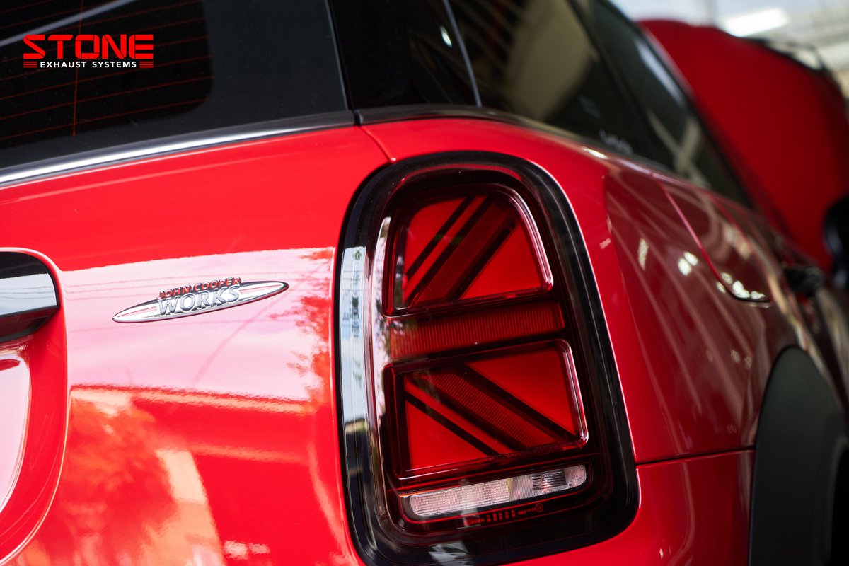 STONE_EXHAUST's tweet photo. Delicate, performance, and Classic https://t.co/C9KCxPS9CP