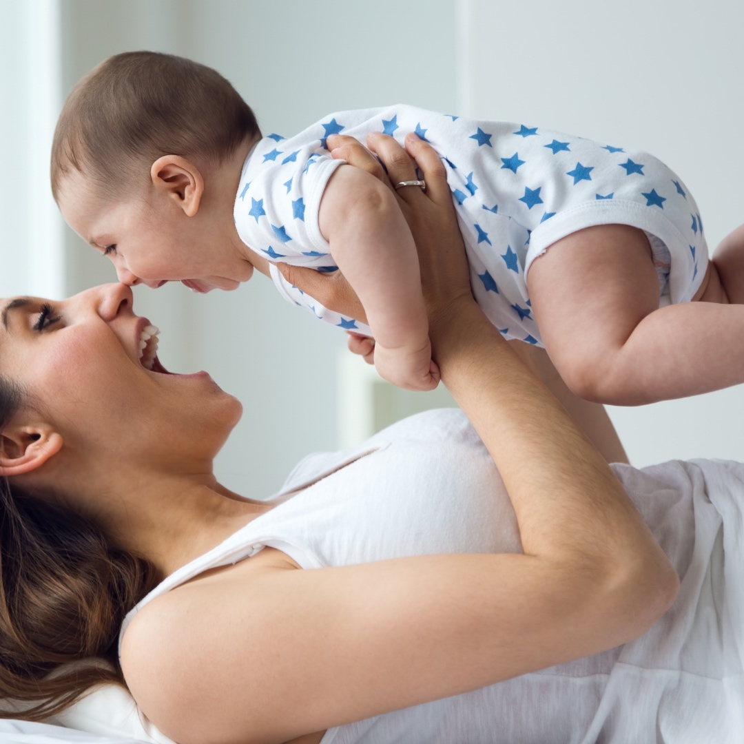 sensorybegin's tweet photo. The vestibular labyrinth begins to form as early as 5 weeks gestation and is considered be be fully formed by 25 weeks.
Like all sensory systems it continues to mature throughout childhood.  It is most responsive between 6-12 months of age as we learn to sit, crawl and stand. https://t.co/f0pzdNA4MH