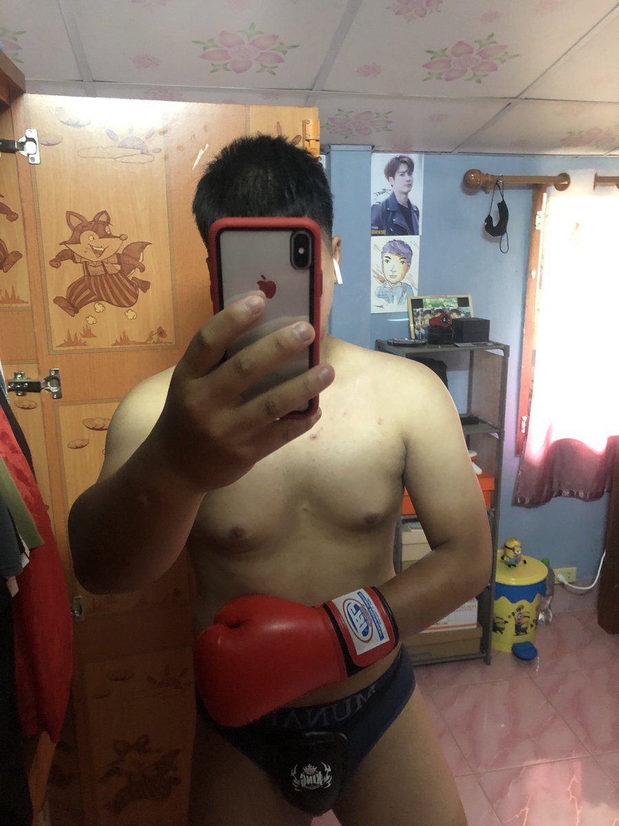 arm1807431's tweet photo. ชอบ1หรือ2ครับ https://t.co/MXsXMt5as1
