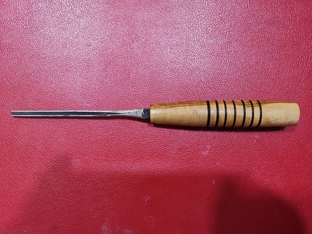 vbamburintools's tweet image. Экспериментальный уголок 3мм
Сталь - 11Х18М-ШД
Кому нужно обращайтесь повторим
Инструмент заточен остро и готов к работе
#vbamburintools #blacksmithingtools #handmade #handtools #miniaturetool #DIY #blacksmithingtools #россия #авторскийинструмент #ручнаяковка