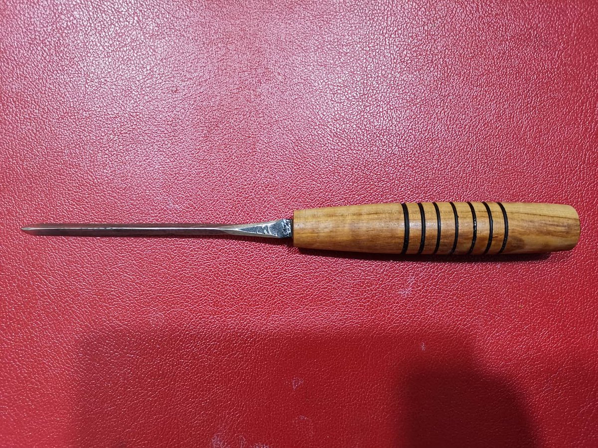 vbamburintools's tweet image. Экспериментальный уголок 3мм
Сталь - 11Х18М-ШД
Кому нужно обращайтесь повторим
Инструмент заточен остро и готов к работе
#vbamburintools #blacksmithingtools #handmade #handtools #miniaturetool #DIY #blacksmithingtools #россия #авторскийинструмент #ручнаяковка