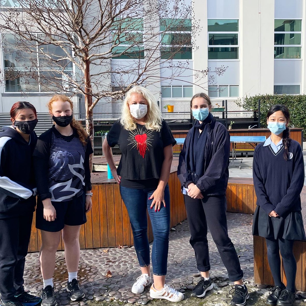 We love welcoming Dannielle Miller OAM from Enlighten Education to #CGGS. Today, our Y9s had a blast working with Danielle exploring topics such as body image, female empowerment, gratitude and strategies to manage stress. Thanks for a fabulous day!