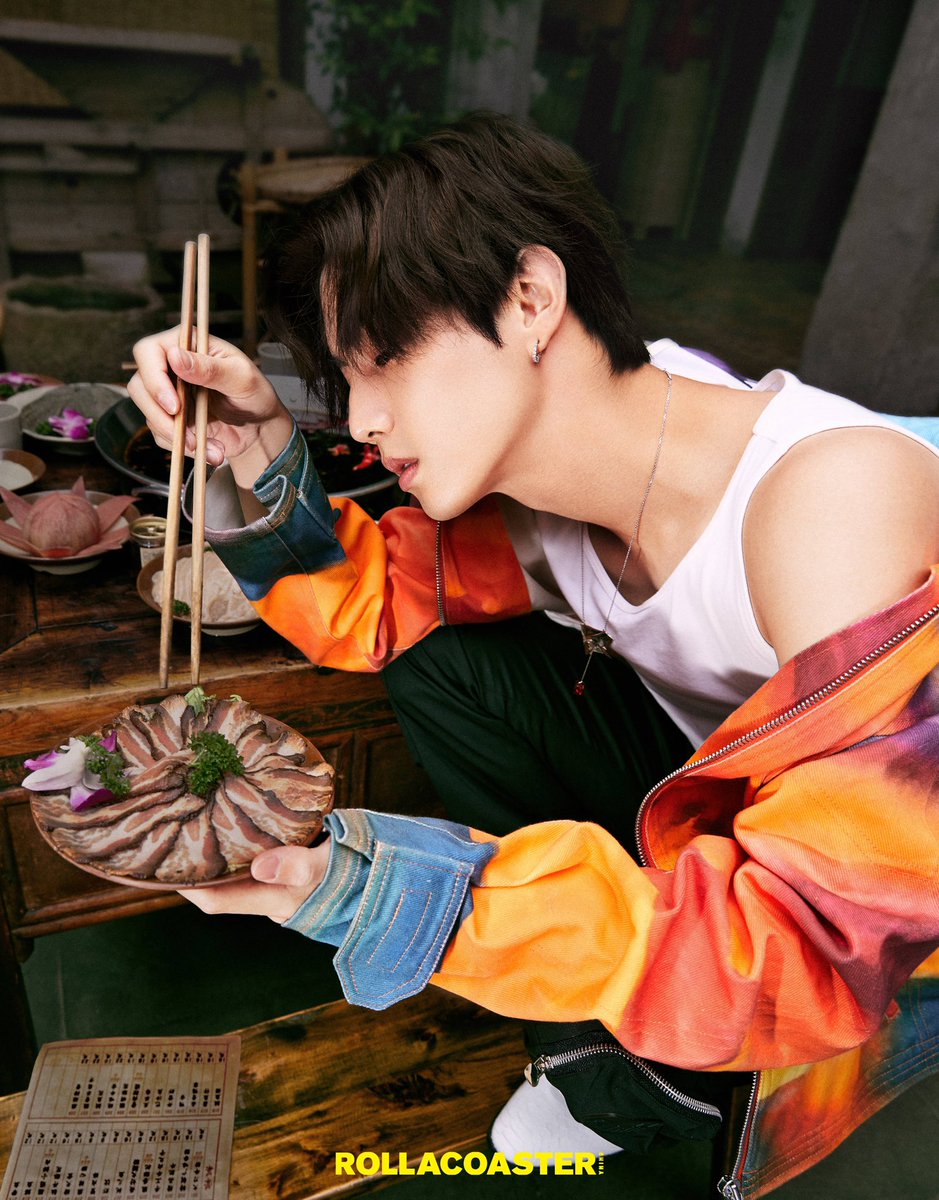 markstouch's tweet photo. 📕Rollacoaster_China ❤️‍🔥
#GOT7 #갓세븐 #마크 #Mark #MarkTuan #段宜恩 #단의은 https://t.co/O4lPmHCbCD