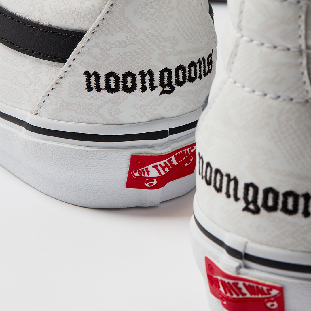 vansofficialID's tweet photo. Vault by Vans berpartner dengan Noon Goons, label pakaian pria berbasis di Los Angeles untuk menciptakan koleksi yang mencerminkan kedua merk asal California Selatan ini.

Tersedia sekarang eksklusif hanya di Invincible. https://t.co/UI648wNYXW