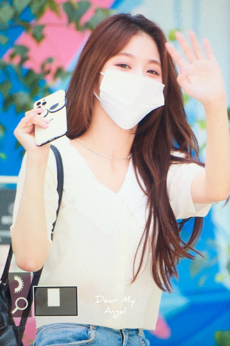 DearMyAngel0601's tweet photo. 210616 퇴근 프리뷰🐥

#프로미스나인  #FROMIS_9 
#이나경  #나경 #LeeNaGyung
#ナギョン https://t.co/3mBWHQ0s5V