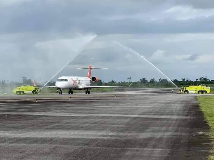 akwaibomdaily's tweet photo. Whichever way you may want to look at it, @Ibomairlines is a big win for all Akwa Ibomites.

That you cannot afford to fly today does not mean you or your offspring would not afford it tomorrow.

Congratulations Akwa Ibom State.
#NakedAndAfraidXL
#Losers #June12thProtest https://t.co/cJvYShSNr6