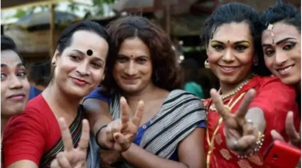 dayakamPR's tweet photo. Landmark Decision: #Odisha Police invites applications from transgender community for posts of constables, sub-inspectors.. https://t.co/JJZVaEXO2F