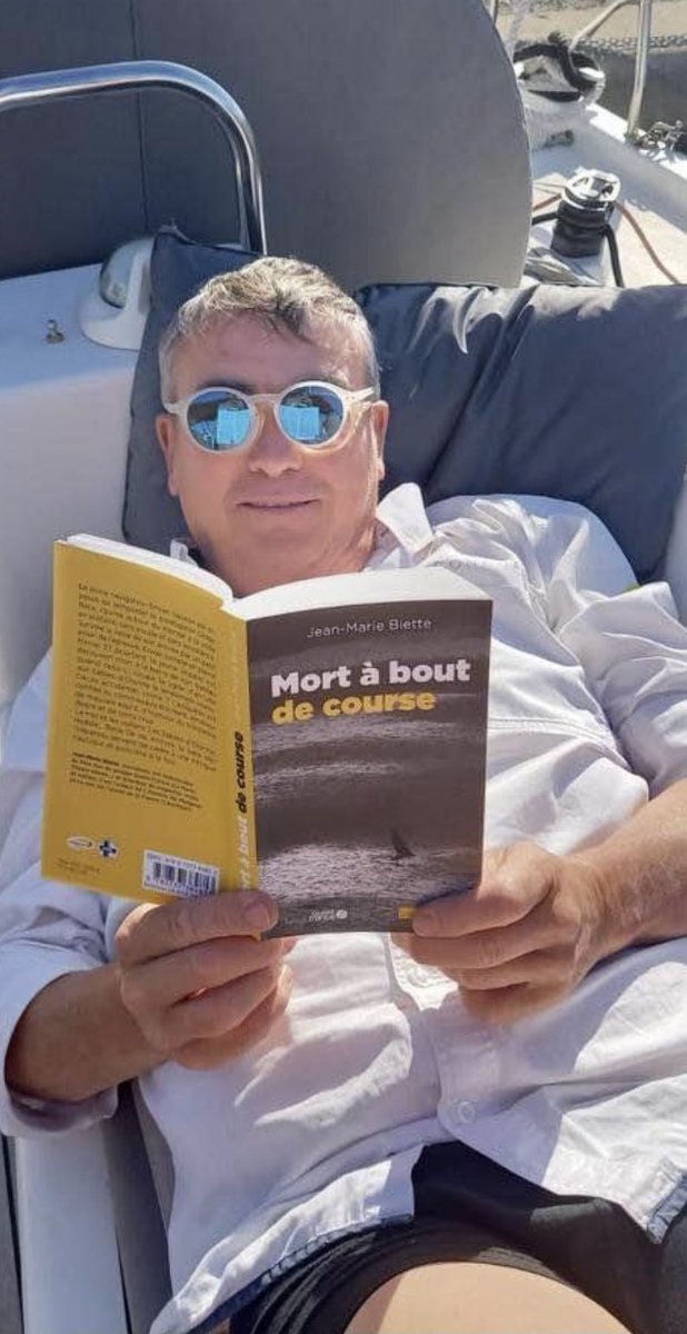 CommissaireRoc1's tweet photo. Sympa, vous êtes plus de 1000 à avoir visité ce petit blog de présentation du polar voileux «  Mort à bout de course », avec le 1er chapitre, des critiques de journalistes, de blogueurs, etc. N’hésitez pas à partager ! https://t.co/Eg8NIRo7Z5 https://t.co/5oq2GubW4K