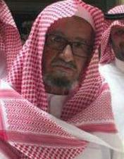 azizkasem's tweet photo. 1
ما زلت أتذكر تفاصيل اللقاء الأول لي مع معالي الشيخ ناصر بن عبدالعزيز أبو حبيب الشثري، إذ ولجت -قبل 10سنوات- ديوانيته الشهيرة، بكثير من الهيبة للرجل.
حيث دعاني لها ابنه معالي الشيخ سعد الشثري، وإذ أنا بشيخ يشعُّ البشر من وجهه، وترتسم الطيبة المتناهية على محياه والوقار والرزانة. https://t.co/fpa2g2Tmg8