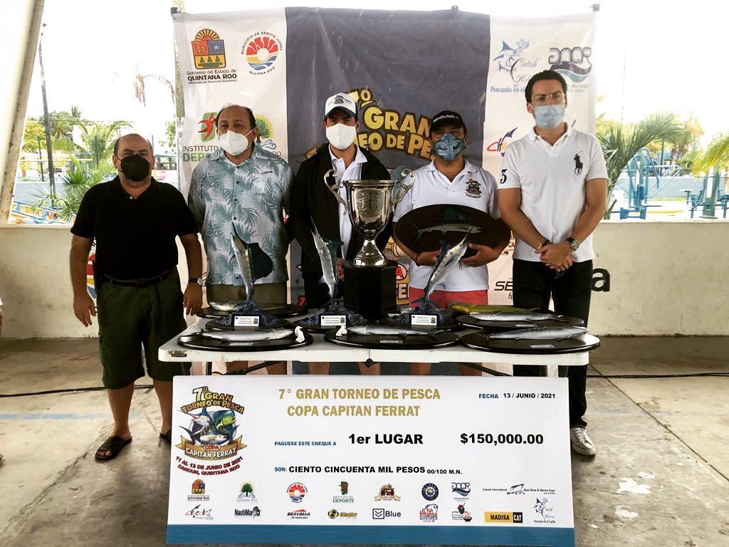 ProyectoBrujula's tweet photo. Premiacion Gran Torneo de Pesca Copa Capitán Ferrat 7o edición 2021
@CancunPesca https://t.co/P5eT5HjHaL