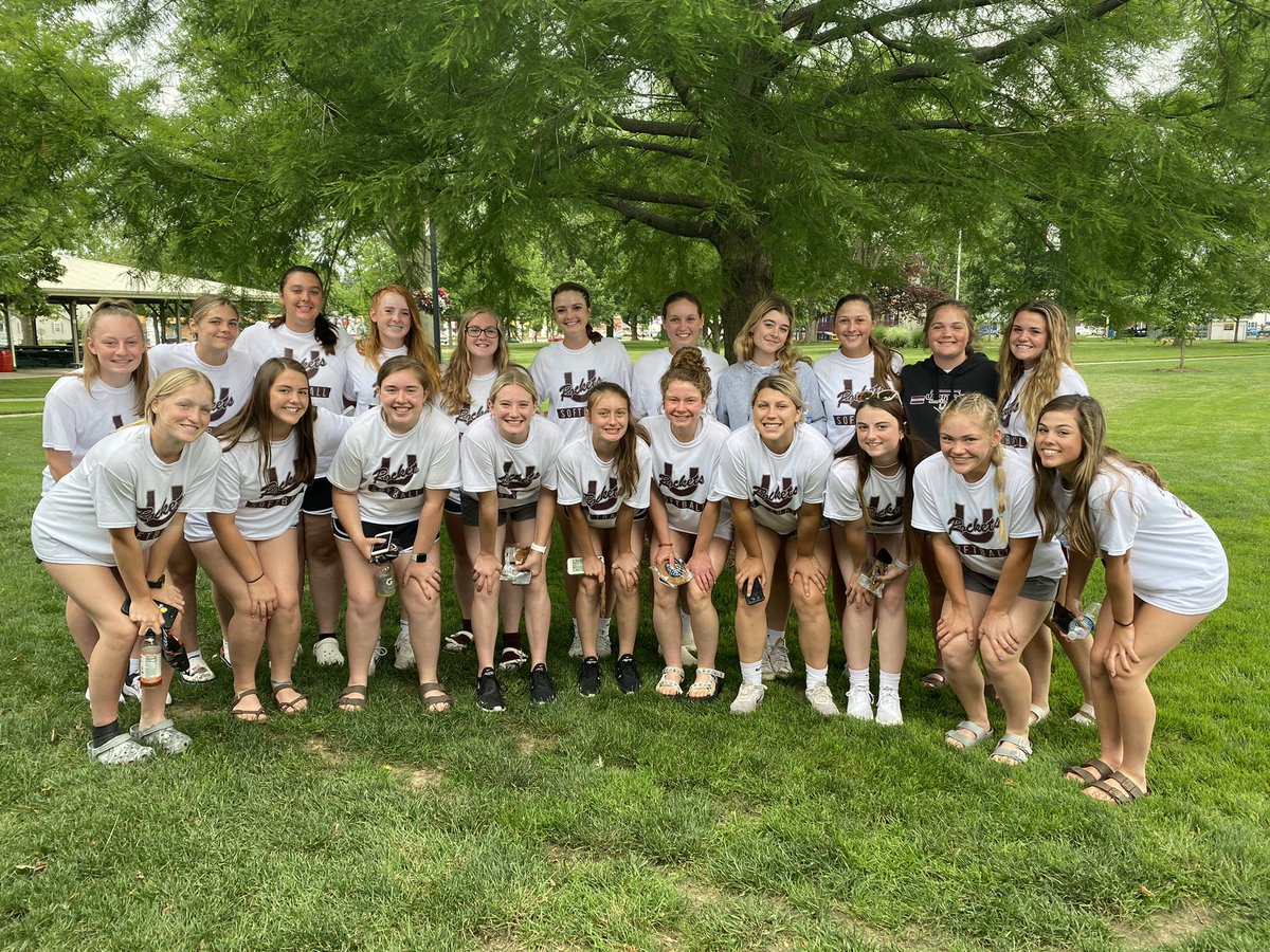 🌎World🌍 
🥎Softball🥎 
🗓Day🗓

Thanks to these ladies for making softball fun, and keeping it classy on and off the field!