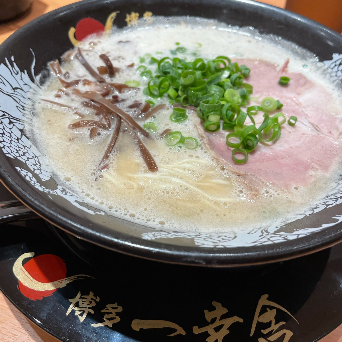 これはうまい、福岡まで食べに来た甲斐がありました(^^) https://t.co/2VuiGHBucI