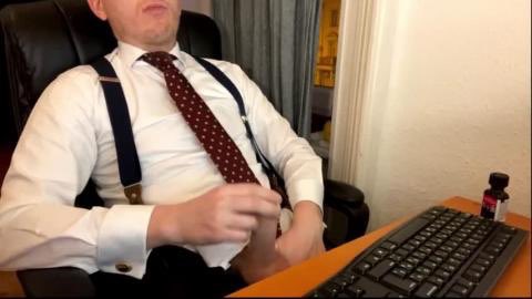 ExecutiveBoss (1.1K) 👨🏼‍⚖️😈💰💶⛓️ tweet media