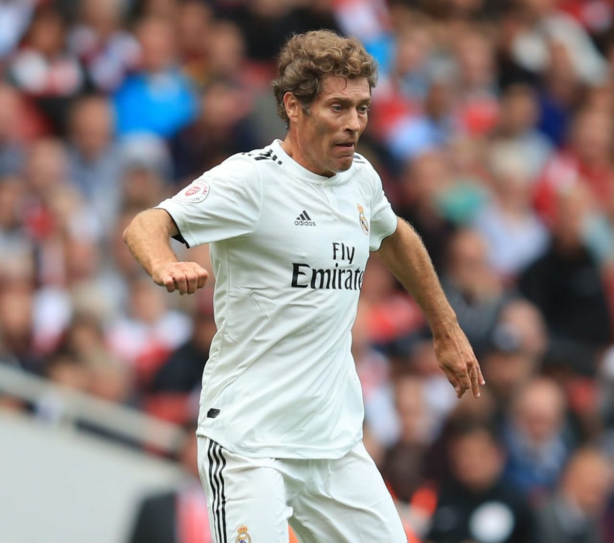 PenaMadras's tweet photo. Happy 55th Birthday Julio Llorente!🤍🎉🎊
#PeñaMadras #HalaMadrid #JulioLlorente https://t.co/zUuQiv5Opu