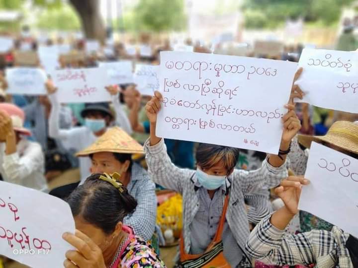 b3rry_y's tweet photo. People from Yinmarpin and Sarlingyi show their strong will for Justice and Democracy in every days tireslessly.
#WhatsHappeningInMyanmar 
#June14Coup #EndSexualViolence https://t.co/56srPA4D95
