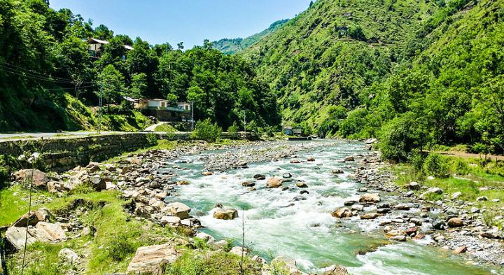 Advpakistan1's tweet photo. Shangla District
#Shangla #District is a #district in #Malakand Division of #KhyberPakhtunkhwa #province in #Pakistan. The district #headquarters are located at #Alpuri.#Shangla comprises three #subdivisions, #Alpuri, #Puran and #Besham tehsils. #NaturalBeauty #BeautifulPakistan https://t.co/dx3Q0m3WKk
