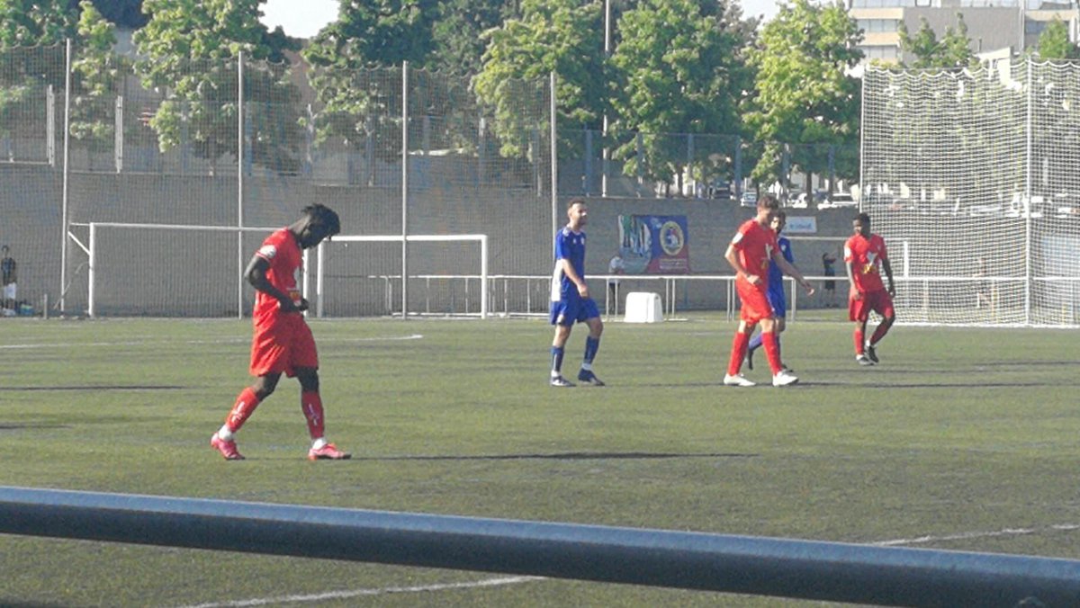 Los nuestros ganan a la Marina Can Gambús 0-1. Gol de <a href="/Geeeniiis7/">Genís Rosa Navas</a> a pase de <a href="/21ivanrodriguez/">Iván Rodriguez</a> . Próximo partido contra <a href="/pueblonuevo2002/">Pueblo Nuevo 2002, C.F.</a>. Vamos rojos!🔴🔴

#3cat6
#pajaril