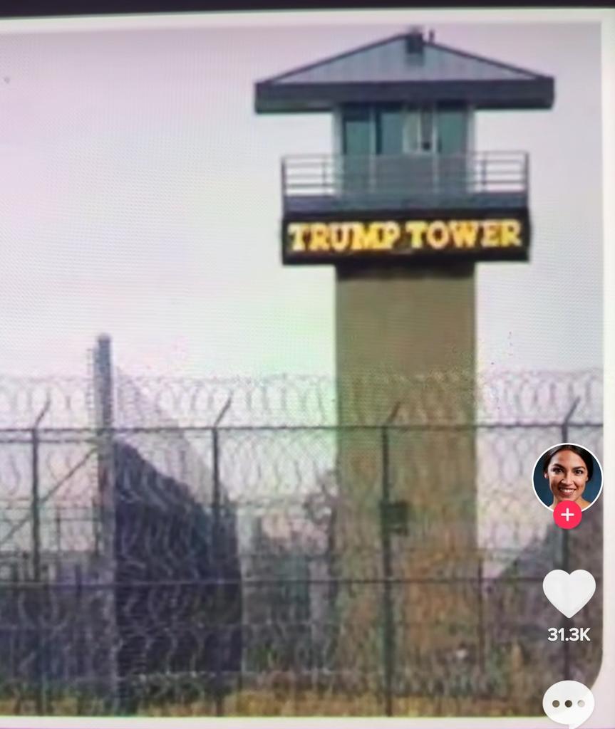 net7654321's tweet photo. #TheLoser now replaces FormerGuy💥
#TheLoser
#TheLiar
#TheTraitor
#TheNazi
#TheNaziTerrorist
#TheNaziAmericanTerrorist
#TheNaziAmericanTraitor
#TheNaziInsurrectionist
Pick & choose Folks, & Like💓& Follow🎴
👇 https://t.co/e4PAPALU9d