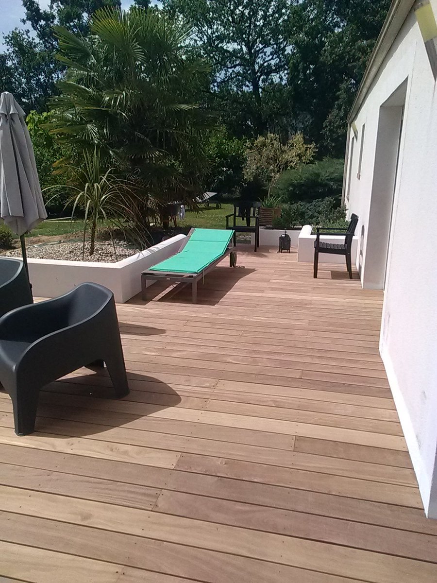Envie de refaire votre #terrasse pour profiter du beau temps qui arrive ? ☀️

Nos experts sont là pour vous conseiller ✨