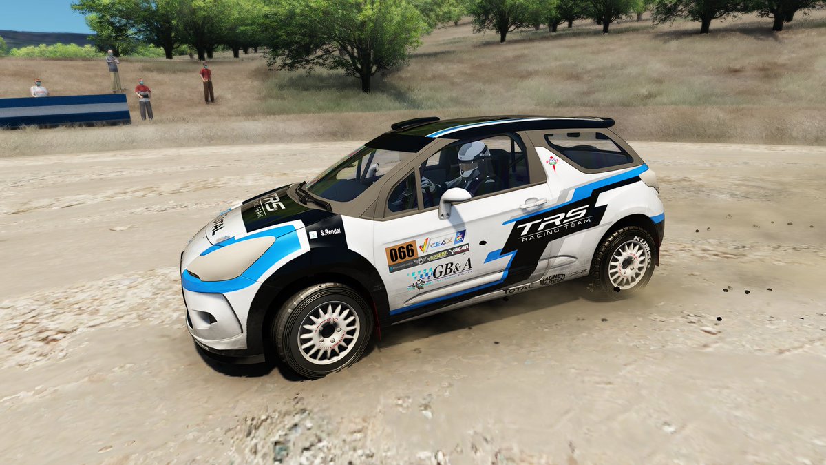 RendalSamu's tweet image. Ayer tambien competiamos en el @CeaxVirtual , ganabamos la exhibicion y en la final ibamos P1 pero en la ultima curva de la carrera nos golpearon y al final acabamos P2 tras liderar casi toda la carrera.

No es justo, pero bueno, son asi las carreras

@trsracingteam