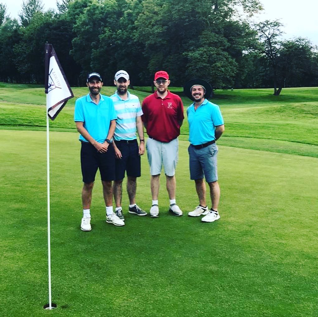 And the boys have done it 👍 a fantastic effort, 4 rounds in today’s heat was extremely testing but well worth it for the charity ‘prostate cancer’. 

You can still donate to the charity, just follow the link below. 

justgiving.com/fundraising/th…