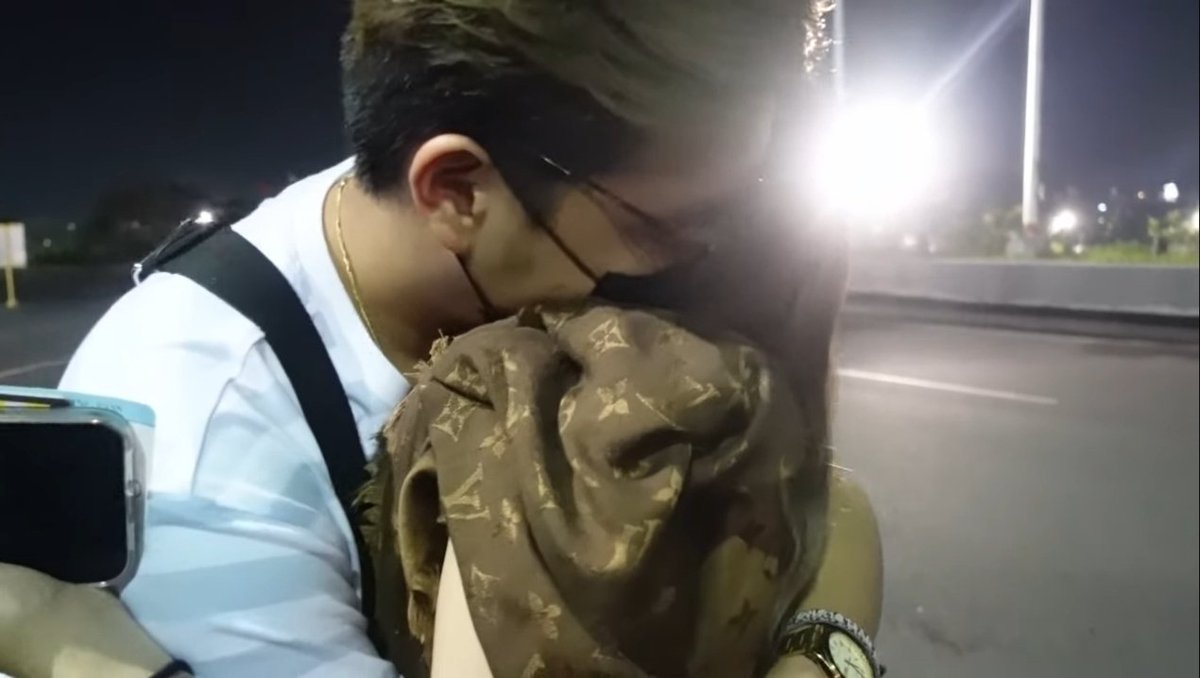 admiremiwo's tweet photo. sa ilan buwan na pagistay ni mika dito sa pinas ang dami nila nabuild na memories ni h2 🥺❤️ isang buwan lang at magkakasama ulit kayo! tiis muna. sending virtual hugs to mika and h2. mahal namin kayo. napaiyak nyo kame!
@mikslmnc @h2wooff1cial

Link : https://t.co/dM5DbqETE5 https://t.co/bqR2WeKcKK