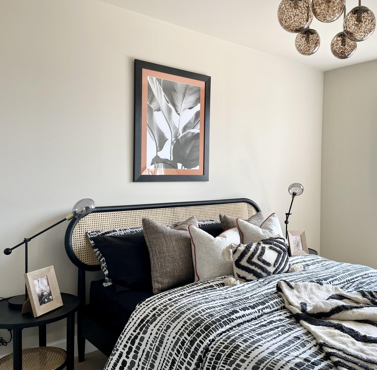 AHenryInteriors's tweet photo. Our 2nd project at the fab Laurel Hill development by the lovely team @StrongvoxHomes #interiordesignclient #showhomedesign https://t.co/bNOfvuBPDX
