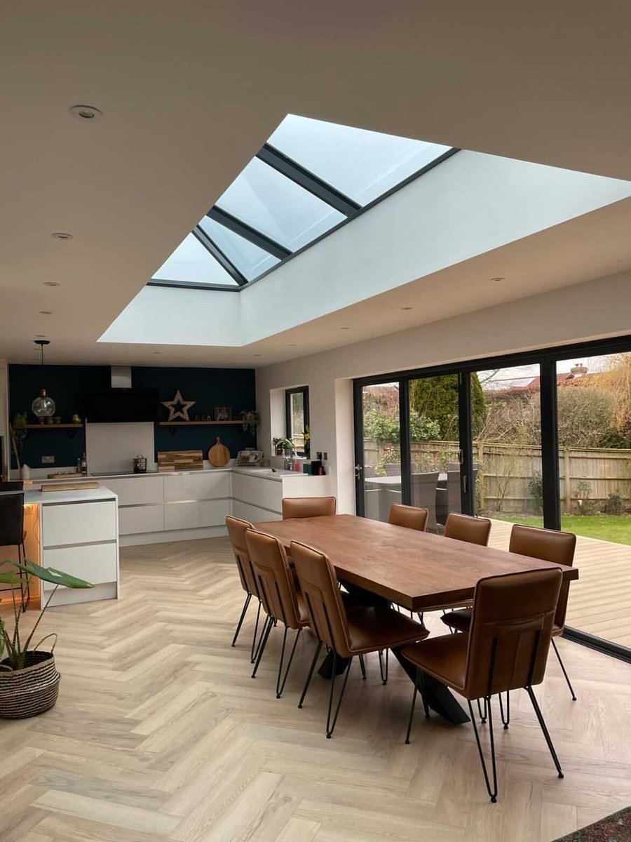 A beautiful install by @Shard Solutions ! Our Roof lanterns help to add heaps of natural light into any room, as well as offering fantastic thermal performance and longevity! Contact us today for more information! 0283 832 7741 🌟