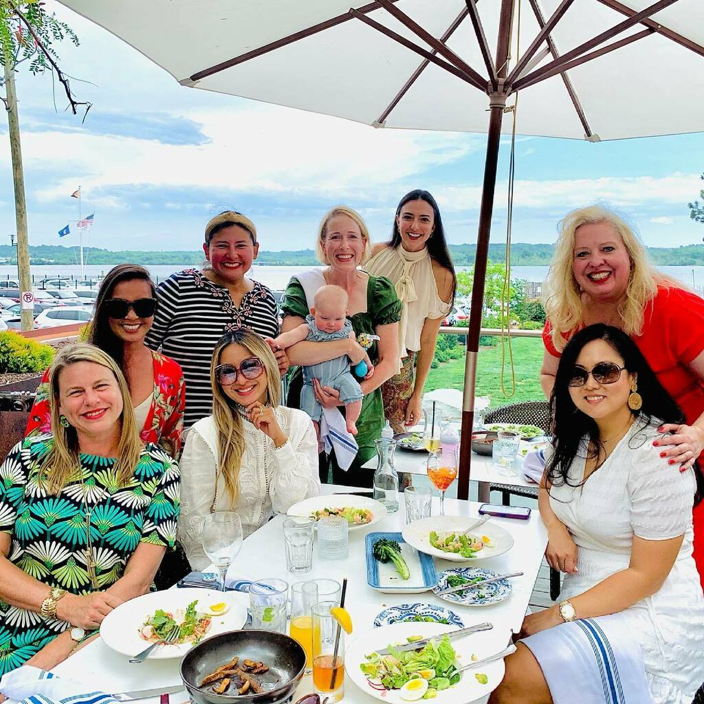 A move, a baby, a new property, a pageant title… and so many other remarkable life happenings were celebrated when this great group of besties finally got back together to #brunch at <a href="/hummingbirdotx/">Hummingbird</a>

3/4 ordered the Shrimp Louie Salad (and I should h… instagr.am/p/CQGZ8j3BnOX/