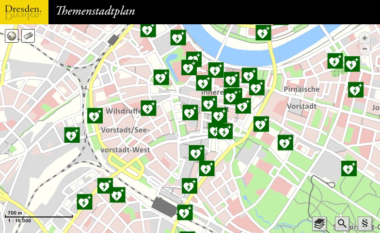 Jährlich sterben bis zu 150.000 Menschen am plötzlichen #Herztod. Das muss nicht sein, denn jeder kann helfen - zum Beispiel mit einem Defibrillator. An vielen Orten in #Dresden befinden sich diese lebensrettenden Geräte:
stadtplan.dresden.de/?permalink=2G7…