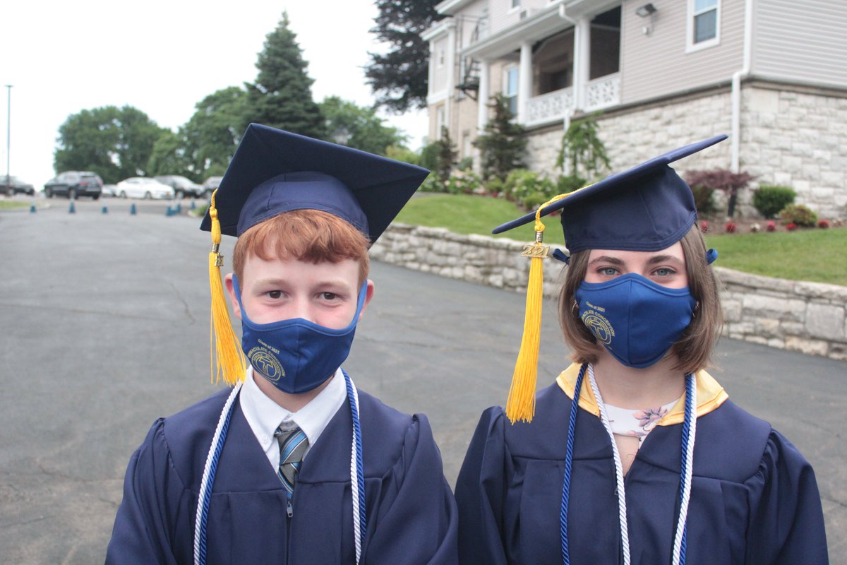 ICSchool_Tech's tweet image. Congrats to the ICS Class of 2021!!!
@mrsdangelo_ICS @icschool_online @MrsSchmid_ICS @mrslamassa_ICS @ICS_PE @ics_gr3 @Bwatson_ics @icsartsmart @MrsCartolano_ic @BasileJoanne @MsPICS2 @msfink_ics @littlehouse_ics