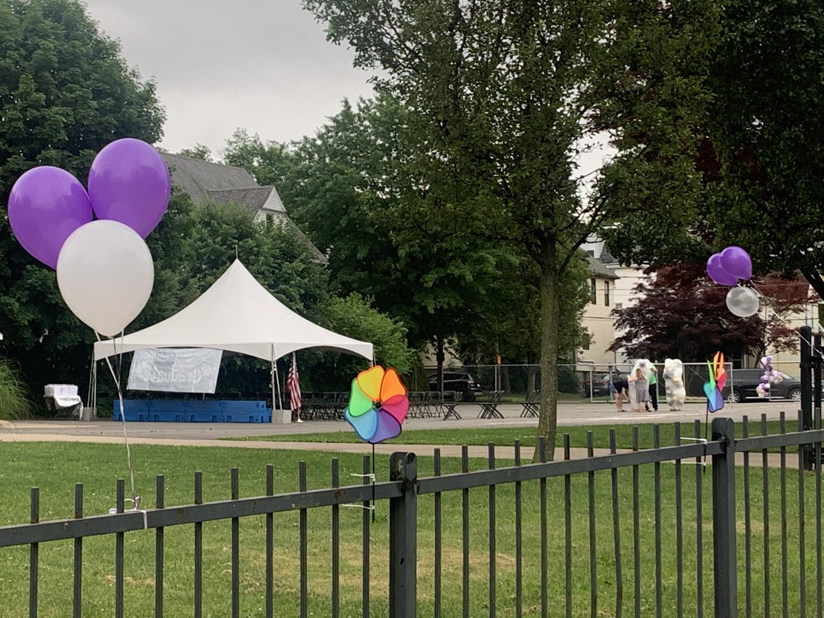 Graduation day for our 4th and 5th grade students. Congratulations ⁦<a href="/SSD_Scranton/">Scranton School District</a>⁩