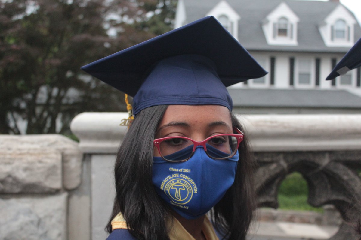 ICSchool_Tech's tweet image. Congrats to the ICS Class of 2021!!!
@mrsdangelo_ICS @icschool_online @MrsSchmid_ICS @mrslamassa_ICS @ICS_PE @ics_gr3 @Bwatson_ics @icsartsmart @MrsCartolano_ic @BasileJoanne @MsPICS2 @msfink_ics @littlehouse_ics