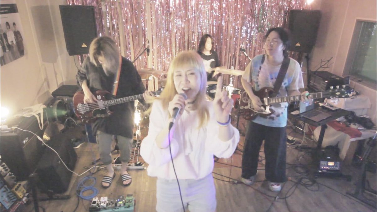 ego_error's tweet photo. #EgoFunctionError #김정미 #이건너무하잖아요 #한국사이키델릭 #koreanrock
한국 60 70’s사이키 여제
김정미 님의 “이건 너무 하잖아요”
https://t.co/1RFOaipAsy
지난 주 데모로 들려드렸던 커버곡의 라이브에 시원 시원한 흥을 가득 싣었습니다 :) https://t.co/ZU85mypgOQ