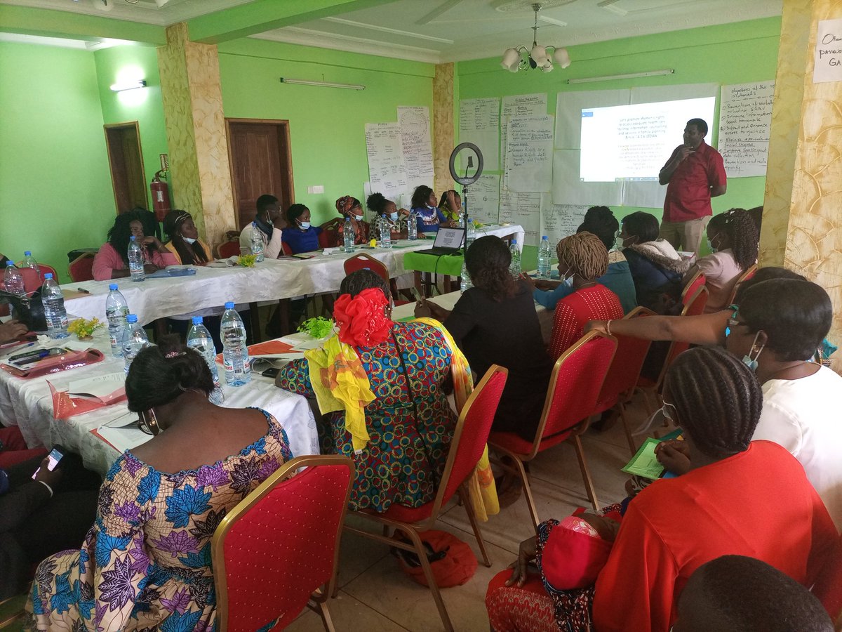 COMINSUD's tweet photo. Workshop on the validation of information, education and communication materials for the peace Building project #PBF in Bafoussam. @UNDP @UNFPACameroon @UN_Women @WomenDeliver @PlanCameroon @ChantalBIYA_Cmr @DrManaouda @minproffcmr #stopgbv #Engbv https://t.co/5LpGGtxfQk