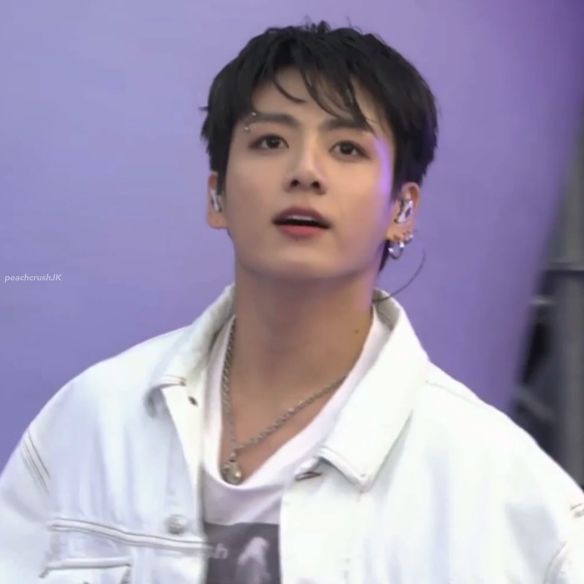 JanjiNoy's tweet photo. #SOWOOZOO_D2 #JUNGKOOK 
#ถ้าบังทันอยู่ไทย
 boyfriend                            bad boy https://t.co/s2GDQS2gBw