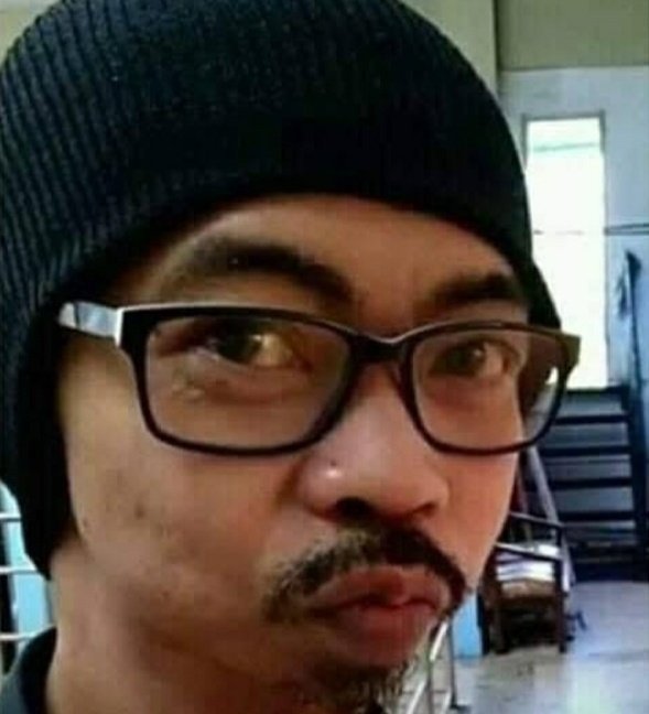 kittylinooo's tweet image. Kiss ka ni ed caluag yieee #EdJoy