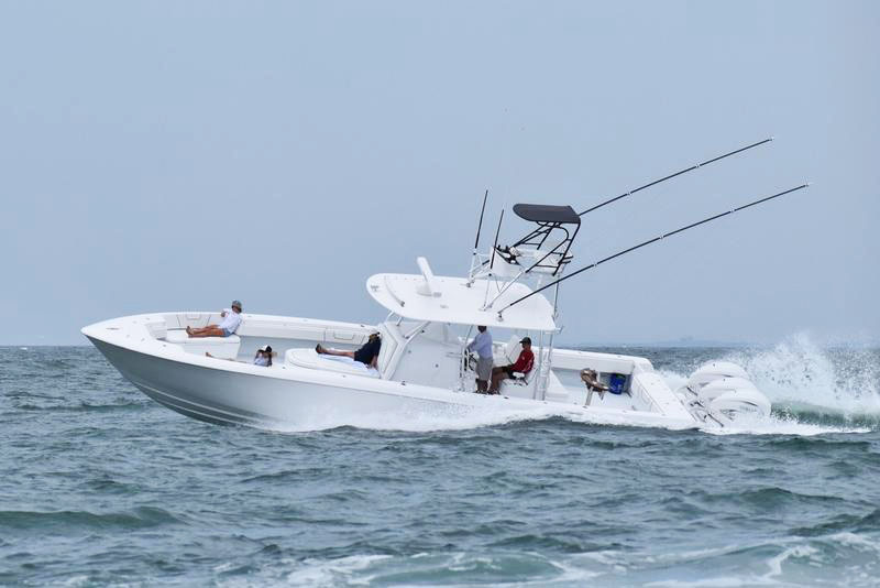 StarlingMarine's tweet photo. This year's #bigrocktournament will see another big Contender in the Outboard Division: the 44ST demo boat piloted by the Starling family. 
Follow along as David, Bryan and their crew put the "Contender 44" through her paces offshore during the Big Rock!
https://t.co/W9FNZCr3Z4 https://t.co/9xs1eXLnwc