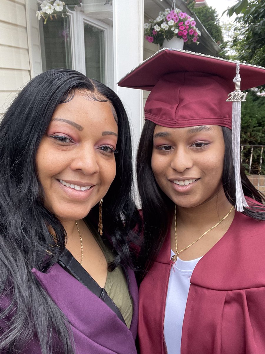 Nicole Smith tweet media